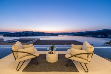 3-Bedroom Villa with Private Heated Pool in Zatoglav