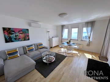 Sea-View Apartment in Ičići for Up to 6