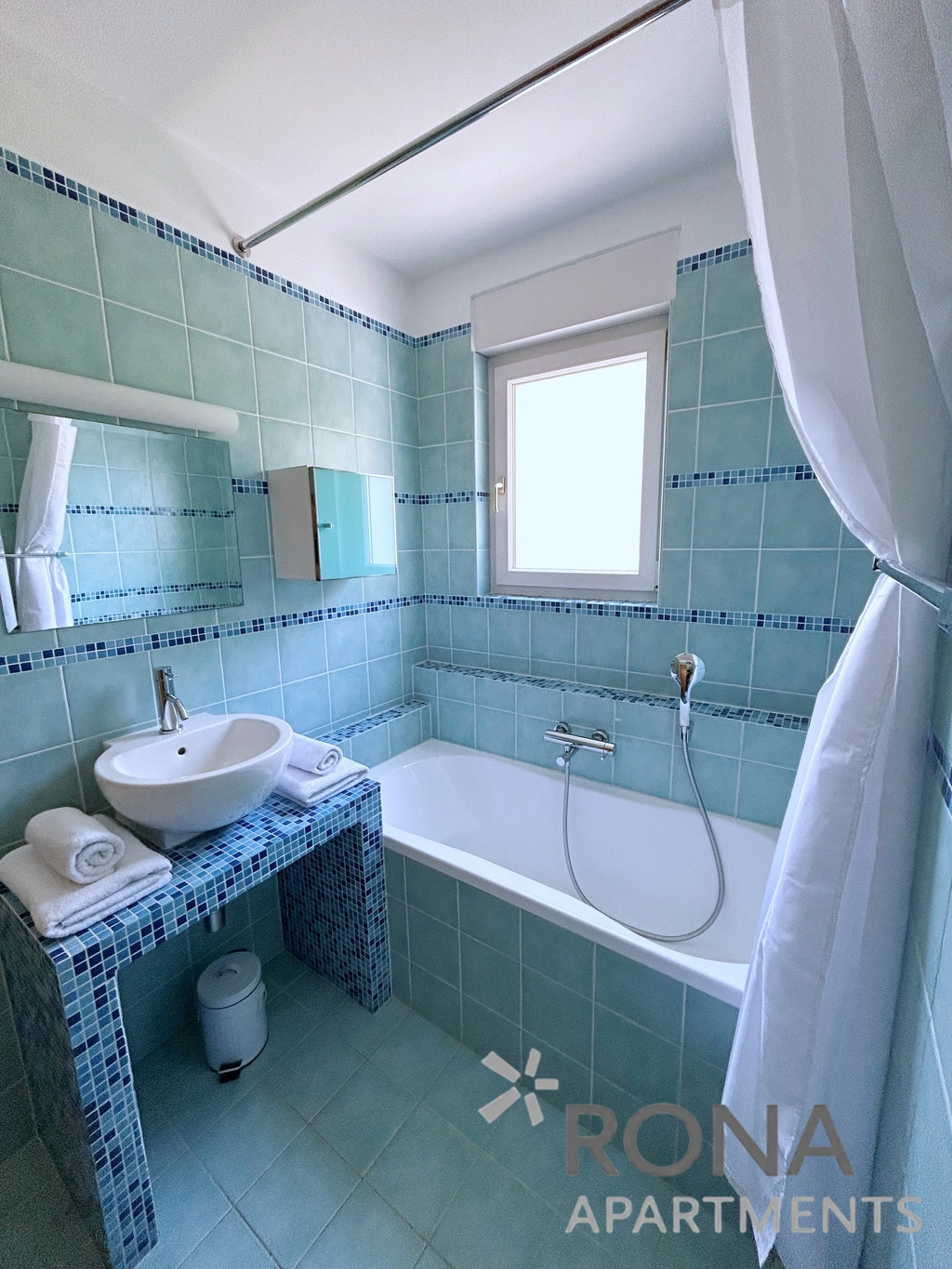Sea-View Apartment in Ičići for Up to 6