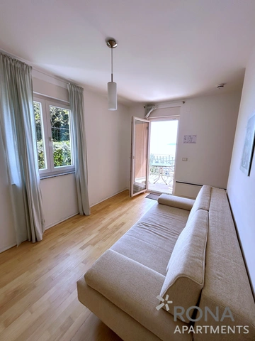 Sea-View Apartment in Ičići for Up to 6