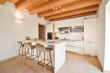 3-Bedroom Villa in Buje for up to 7 Guests