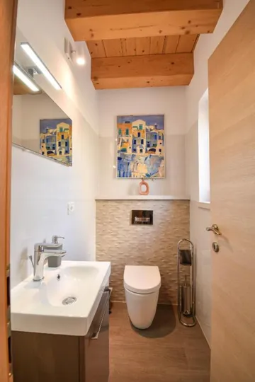 3-Bedroom Villa in Buje for up to 7 Guests