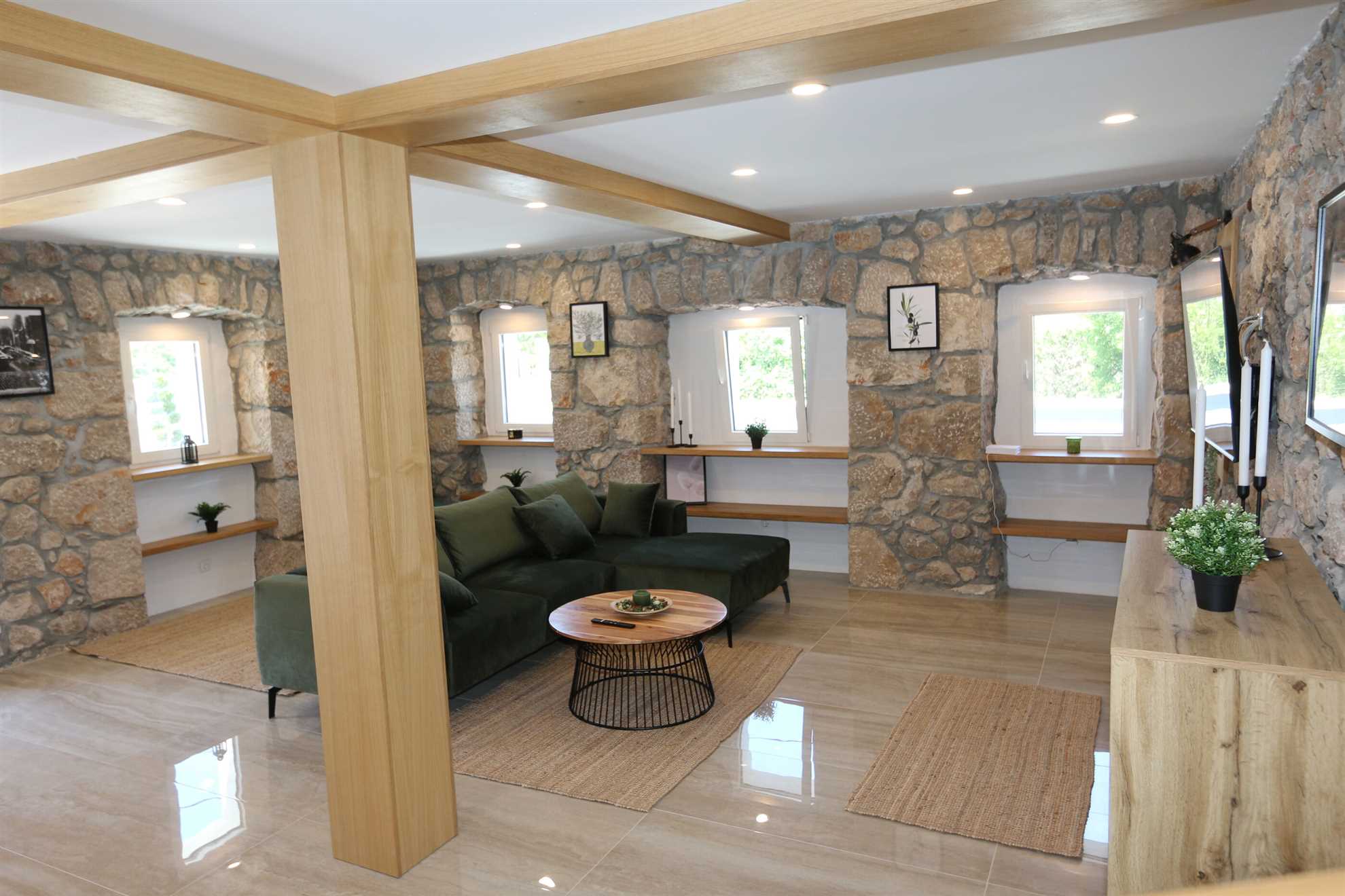 Šarmantna Vila Kristina z bazenom