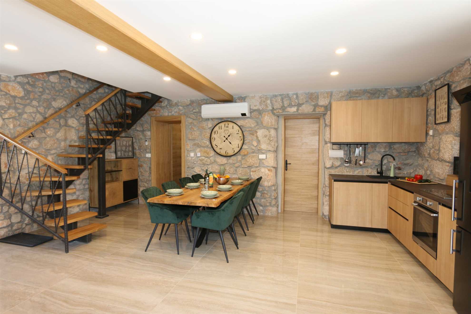 Šarmantna Vila Kristina z bazenom