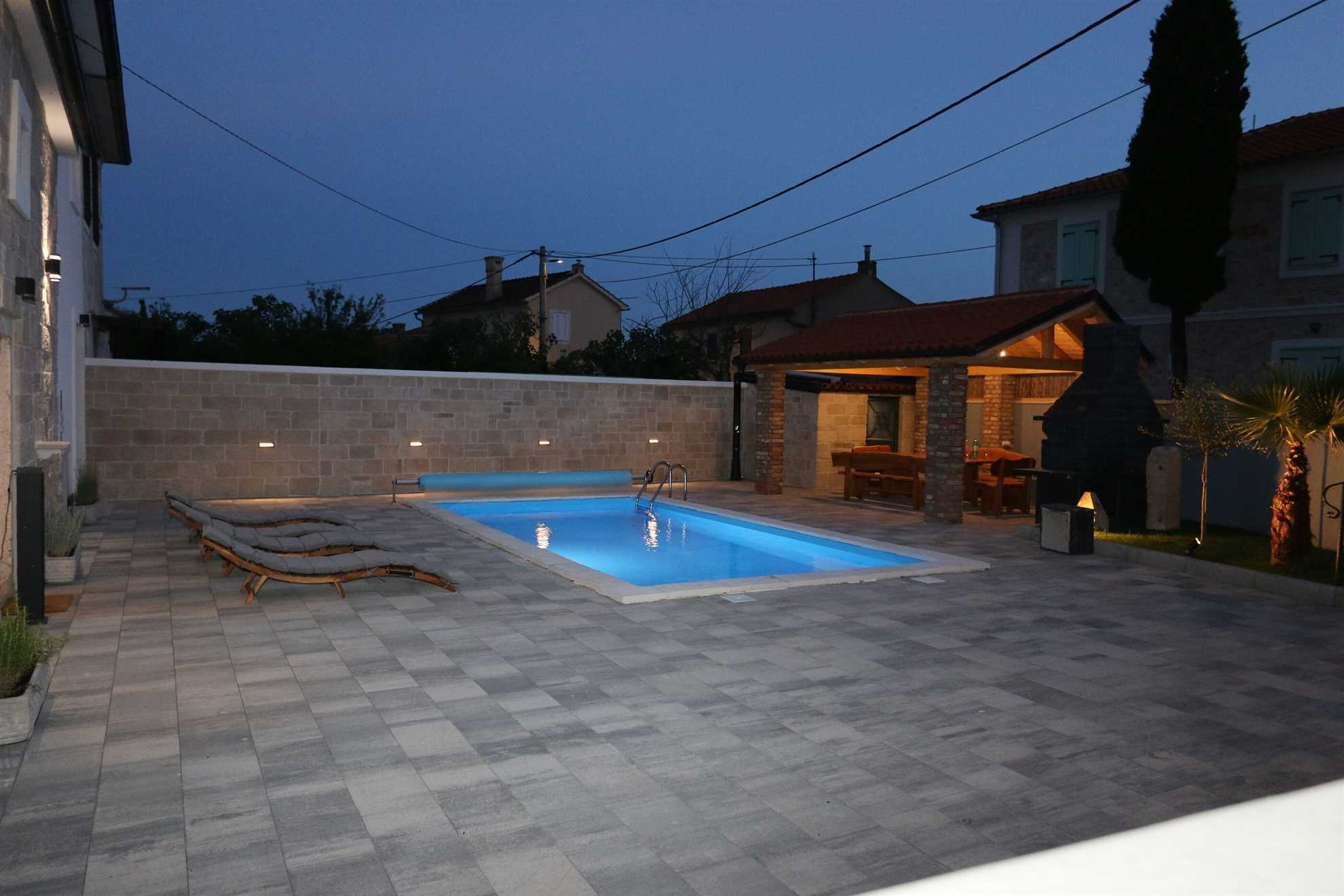 Šarmantna Vila Kristina z bazenom