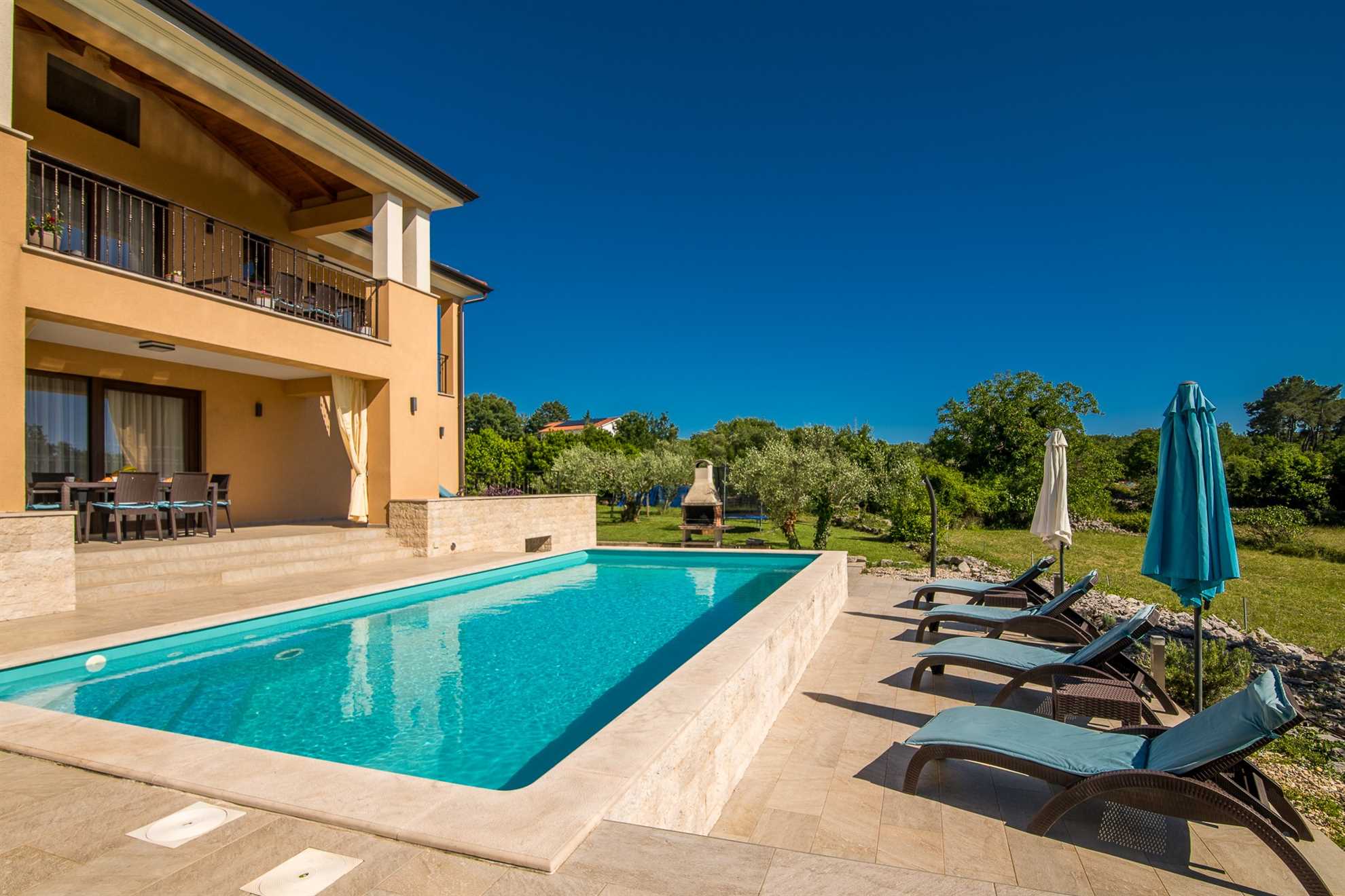 Apartma Villa Cecilia z zasebnim bazenom
