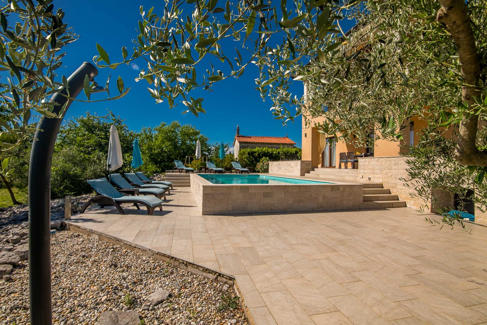 Apartma Villa Cecilia z zasebnim bazenom