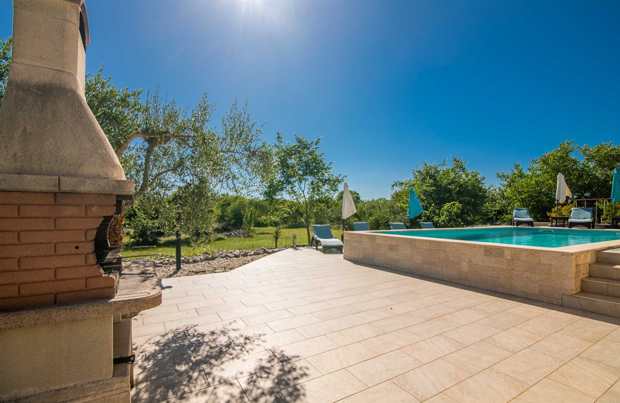 Apartma Villa Cecilia z zasebnim bazenom