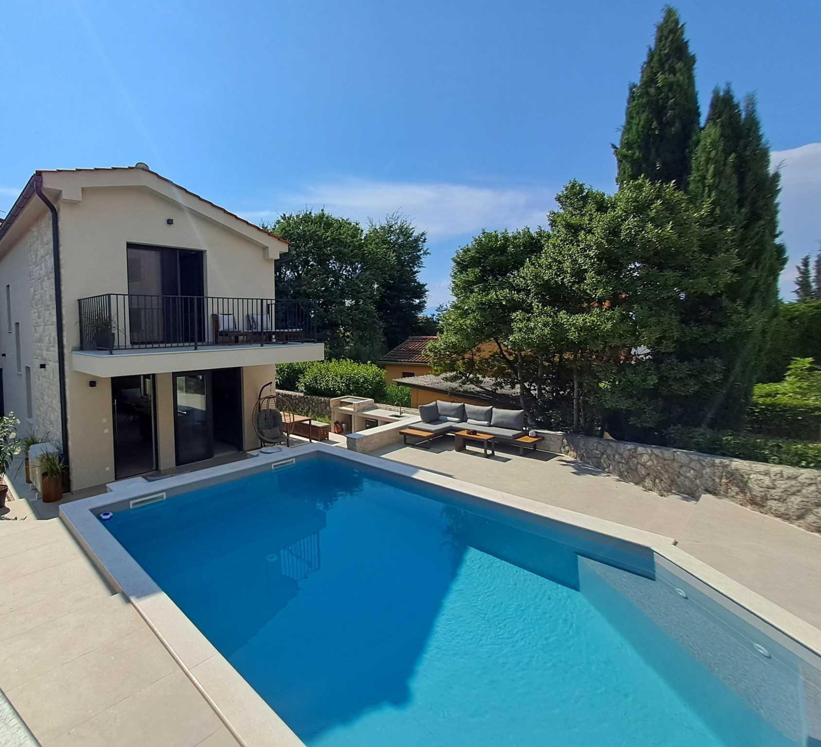 Charming & Modern Villa Bella Maris with Pool