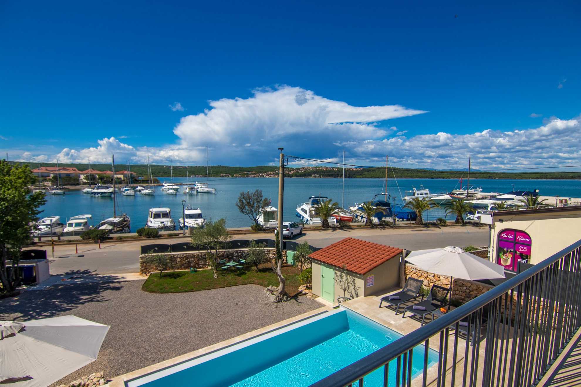 Meernahe Villa Marin mit beheiztem Pool