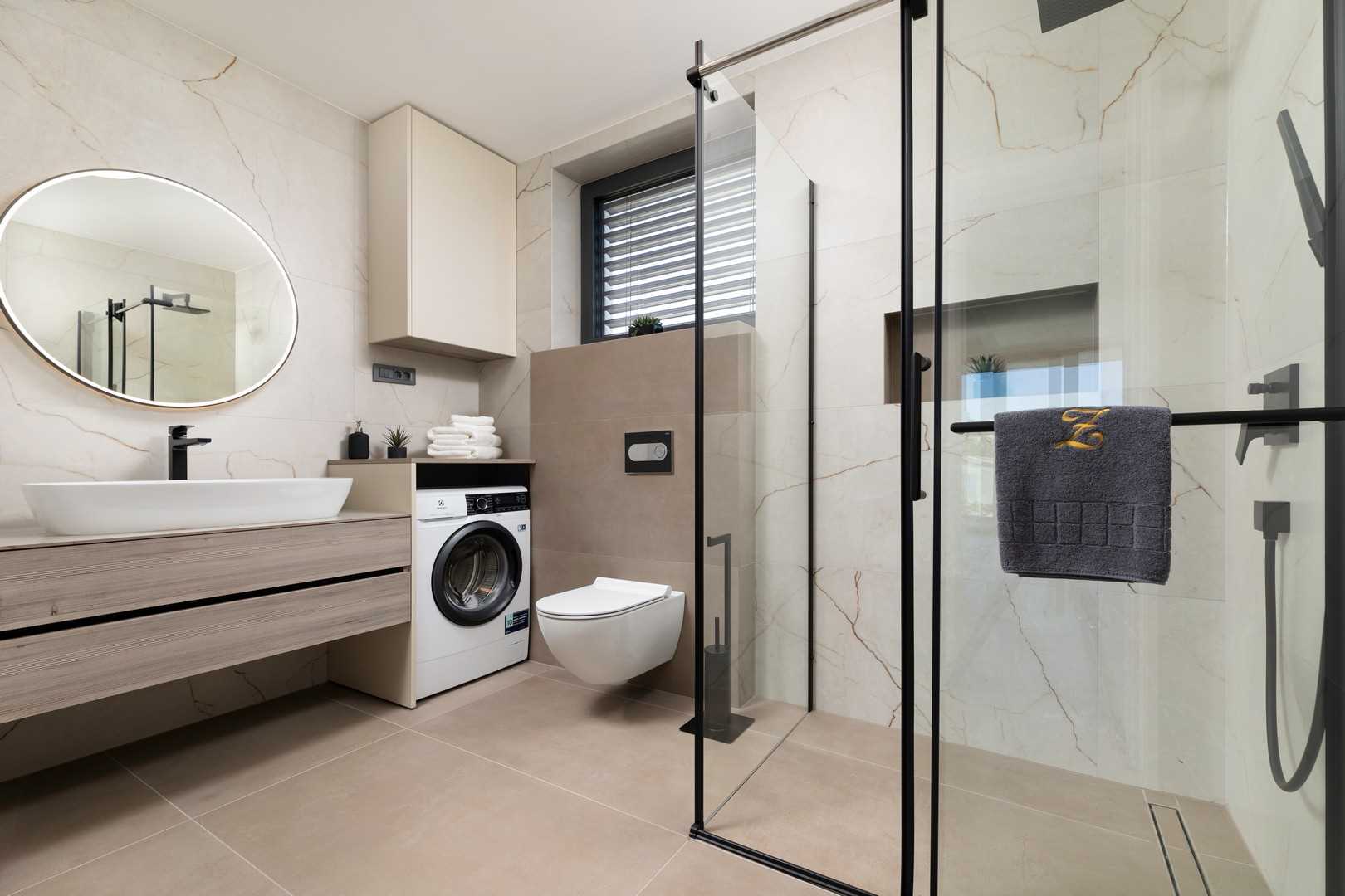Luxus Villa Z – Perfekt für große Gruppen, mit zwei Pools und atemberaubendem Meerblick