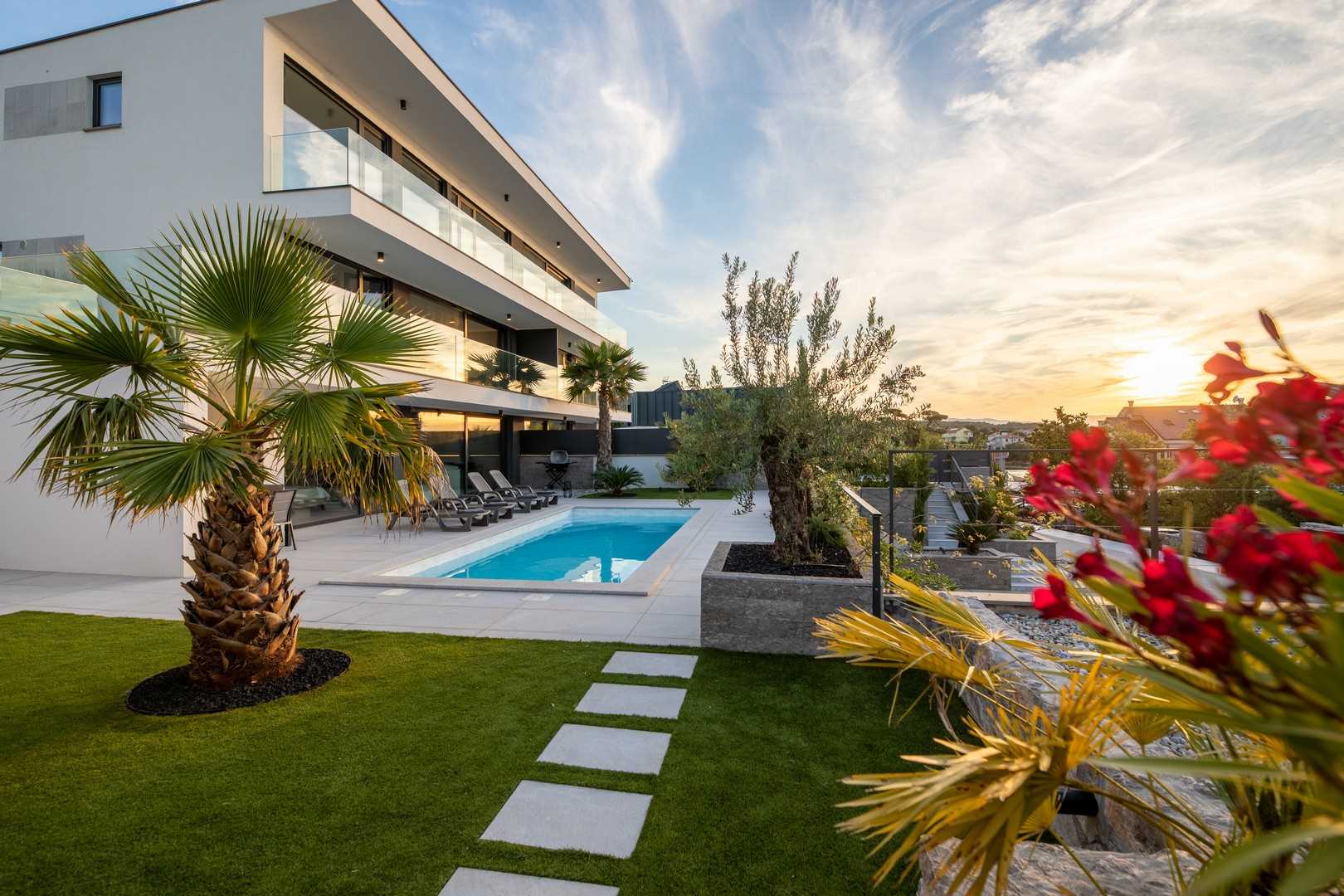 Luxus Villa Z – Perfekt für große Gruppen, mit zwei Pools und atemberaubendem Meerblick