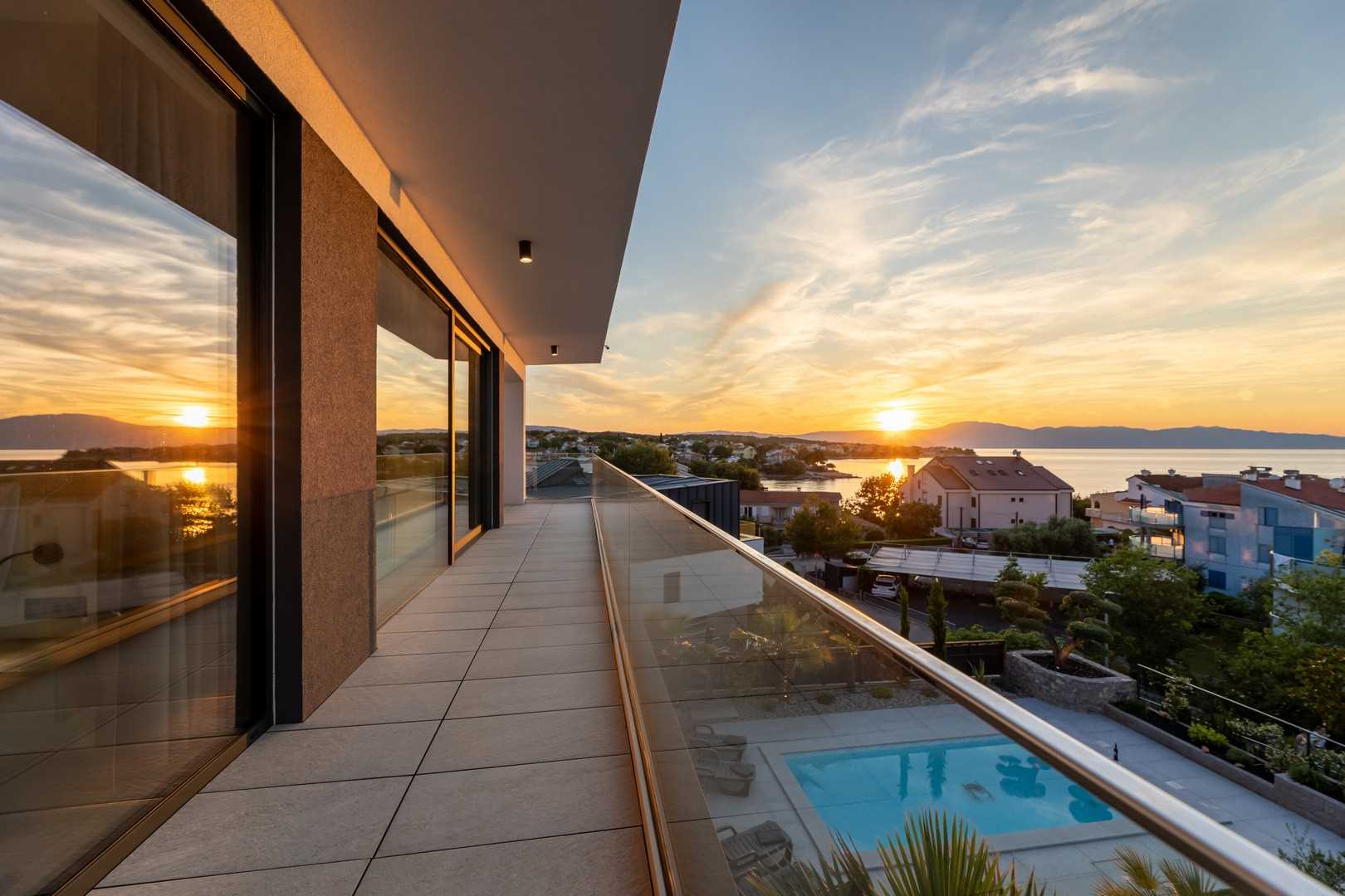 Luxus Villa Z – Perfekt für große Gruppen, mit zwei Pools und atemberaubendem Meerblick