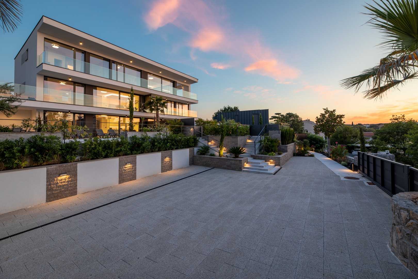Luxus Villa Z – Perfekt für große Gruppen, mit zwei Pools und atemberaubendem Meerblick