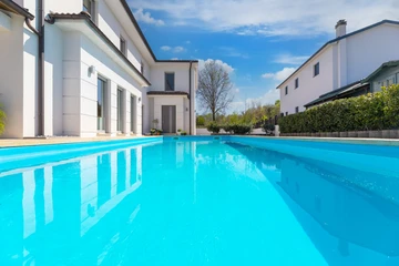 Villa for up to 6 Guests with Private Pool in Rasopasno