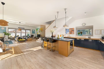 Villa for up to 6 Guests with Private Pool in Rasopasno