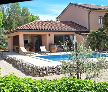 Villa in Malinska (Krk) with Private Pool (6 guests)
