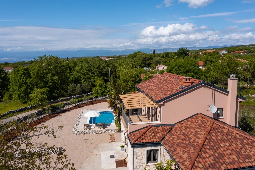 Villa in Malinska (Krk) with Private Pool (6 guests)