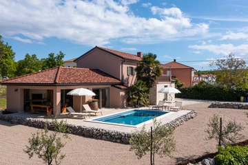 Villa in Malinska (Krk) with Private Pool (6 guests)