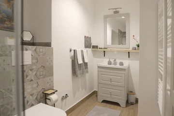 Villa in Malinska (Krk) with Private Pool (6 guests)