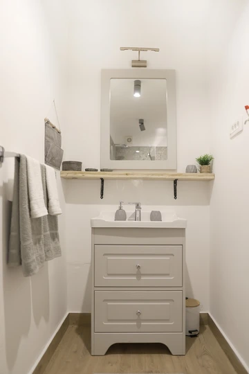 Villa in Malinska (Krk) with Private Pool (6 guests)