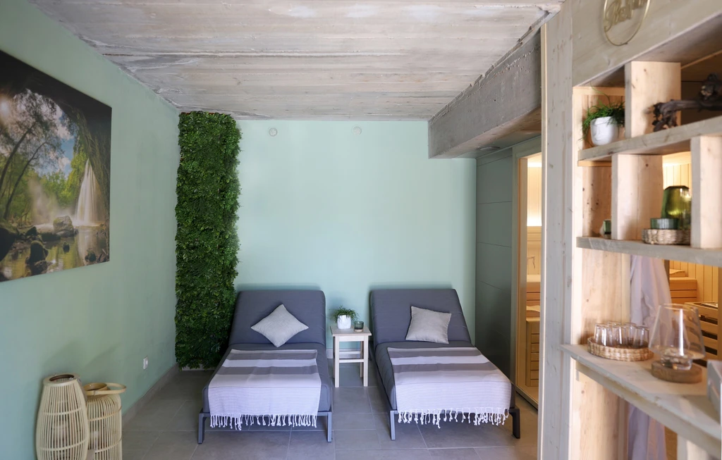 Villa in Malinska (Krk) with Private Pool (6 guests)