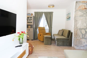 Villa in Malinska (Krk) with Private Pool (6 guests)