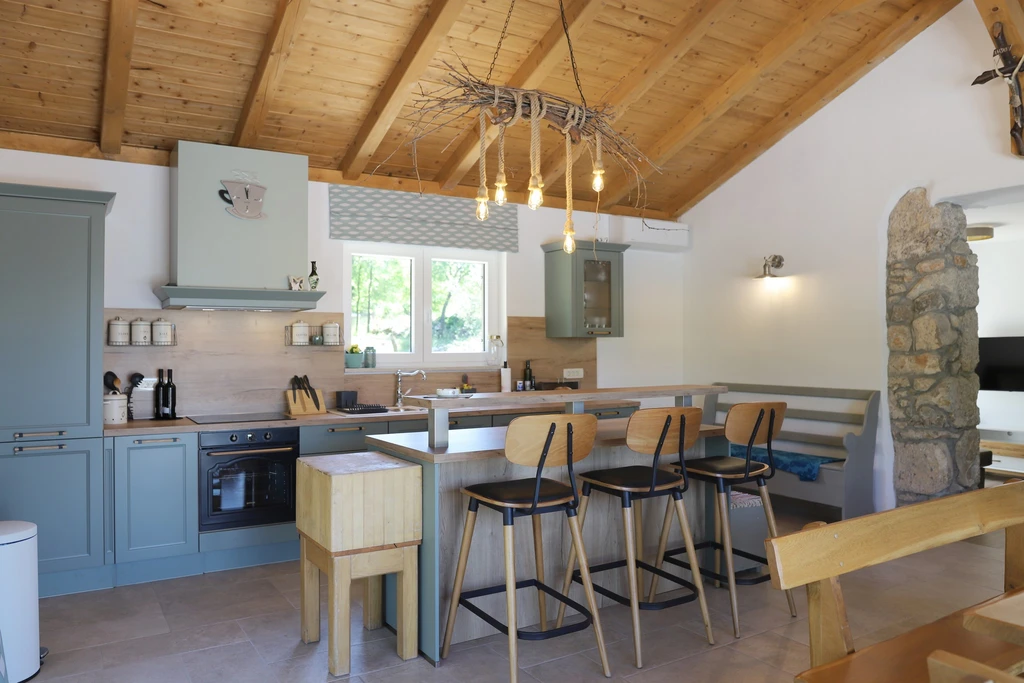 Villa in Malinska (Krk) with Private Pool (6 guests)