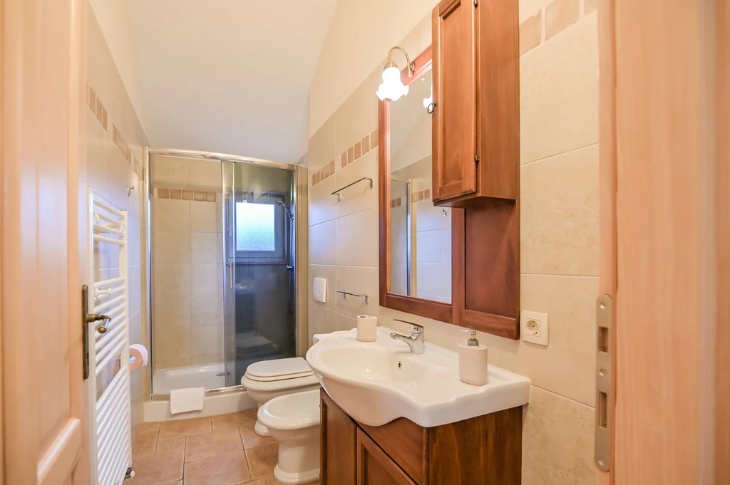 4-Bedroom Villa with Private Pool in Kras (Krk)