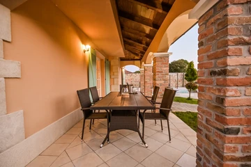 4-Bedroom Villa with Private Pool in Kras (Krk)