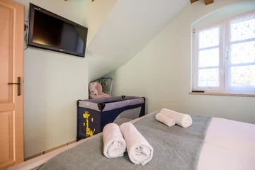 Kras (Krk) Villa with Private Pool for 10 Guests