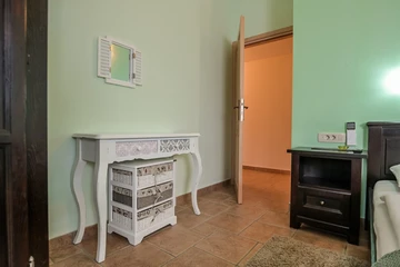 Kras (Krk) Villa with Private Pool for 10 Guests