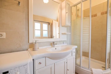 Kras (Krk) Villa with Private Pool for 10 Guests