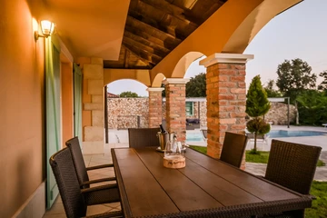 Kras (Krk) Villa with Private Pool for 10 Guests