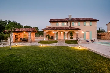 Kras (Krk) Villa with Private Pool for 10 Guests