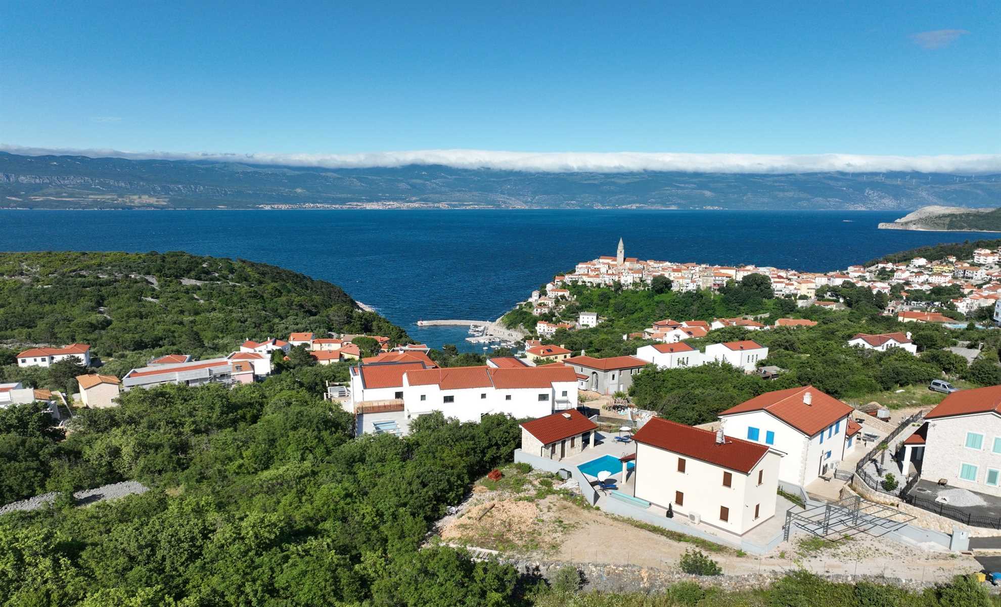 Villa Maestral mit beheiztem Pool, Fitness und Meerblick