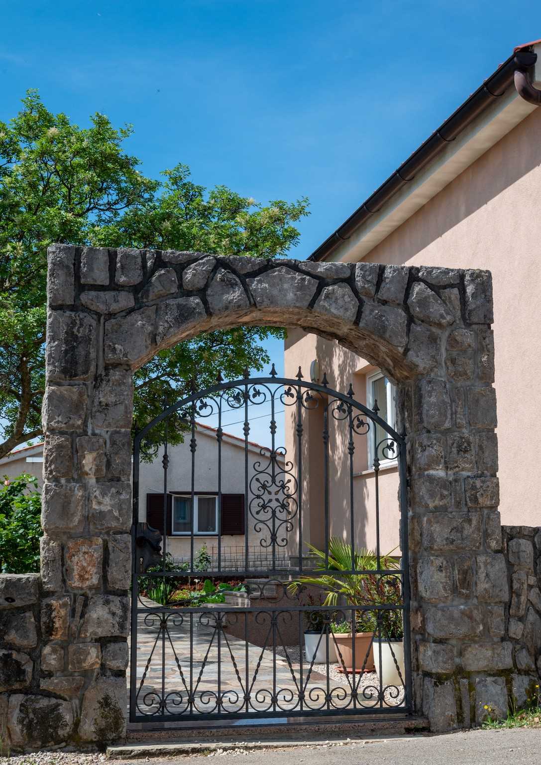Kuća za odmor Lucy s privatnim bazenom