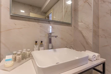 Town/Street View Apartment in Hvar for 2