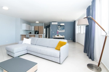 3-Bedroom Apartment in Umag for up to 8 Guests