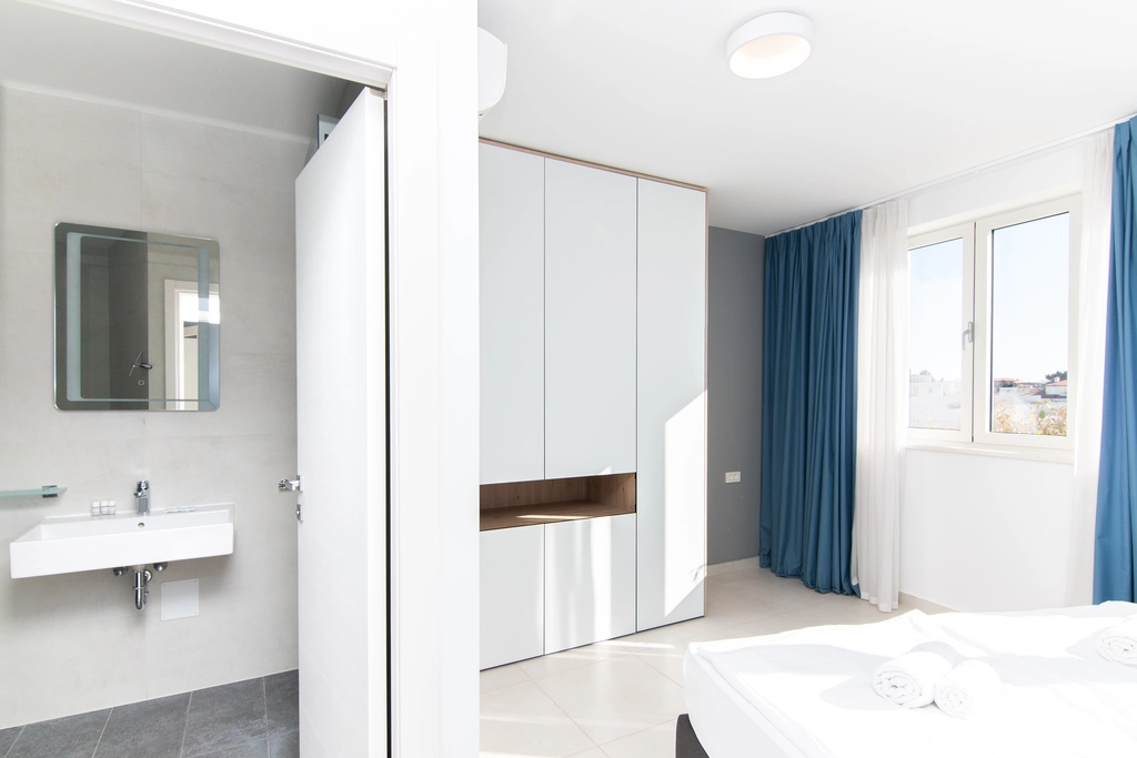 3-Bedroom Apartment in Umag for up to 8 Guests