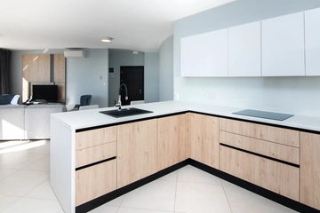 3-Bedroom Apartment in Umag for up to 8 Guests