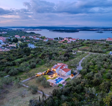 3-Bedroom Villa with Heated Pool in Kraj, Croatia