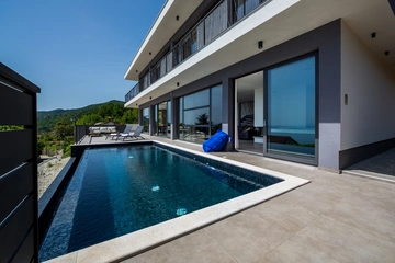 Poljane Villa for 11 with Private Pool & Sea Views