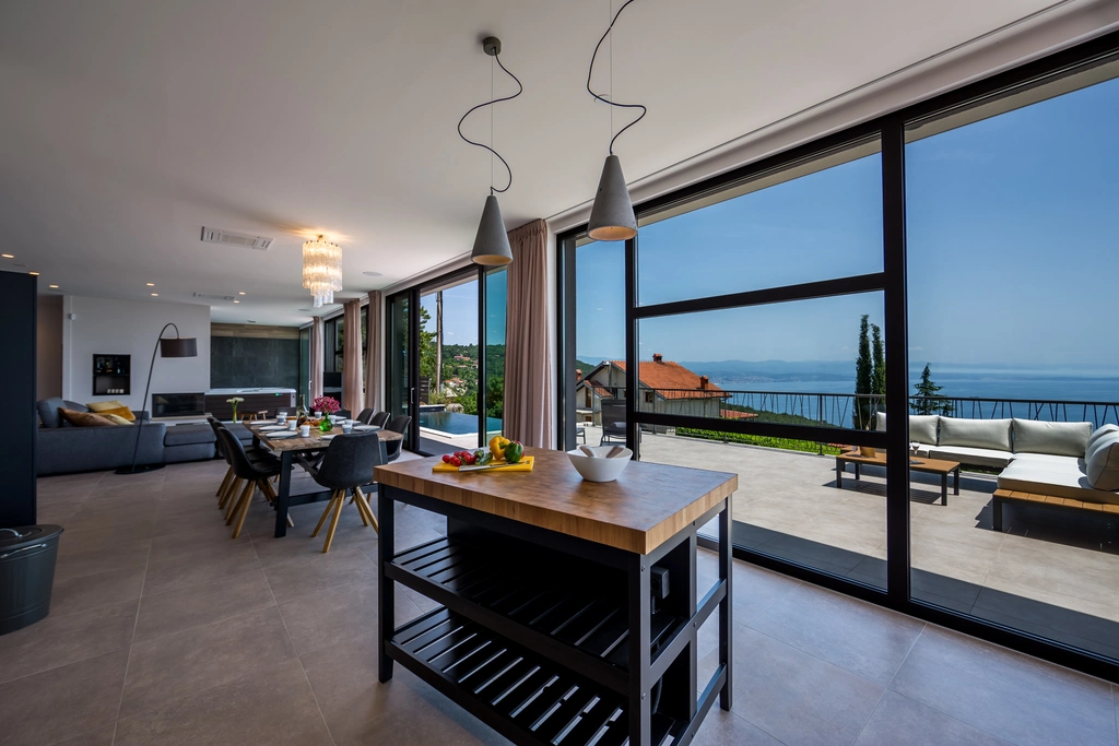 Poljane Villa for 11 with Private Pool & Sea Views
