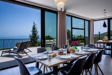 Poljane Villa for 11 with Private Pool & Sea Views