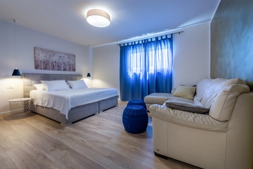 Poljane Villa for 11 with Private Pool & Sea Views