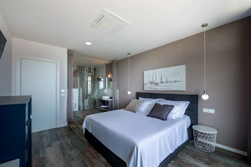 Poljane Villa for 11 with Private Pool & Sea Views