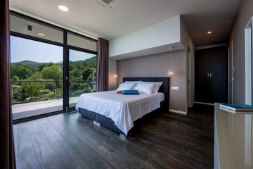 Poljane Villa for 11 with Private Pool & Sea Views