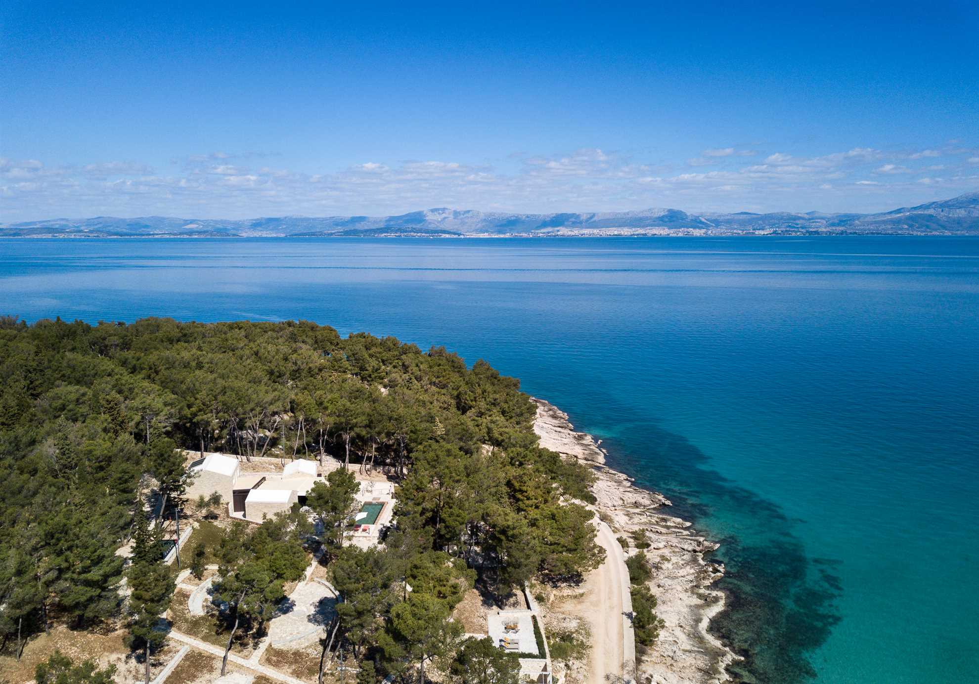 Villa Valeria - private boat and 2 Jeep vehicles included