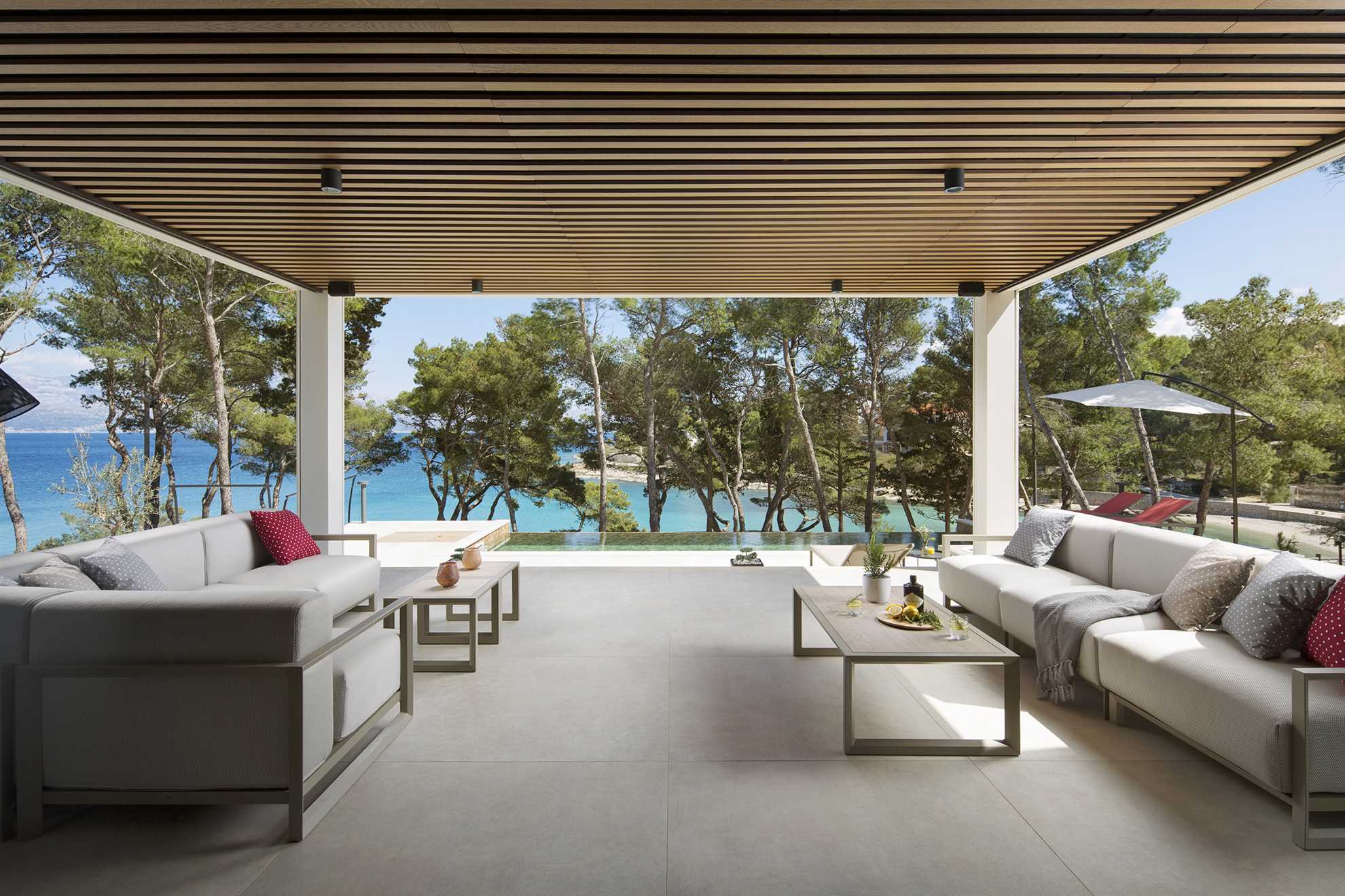 Villa Valeria - private boat and 2 Jeep vehicles included